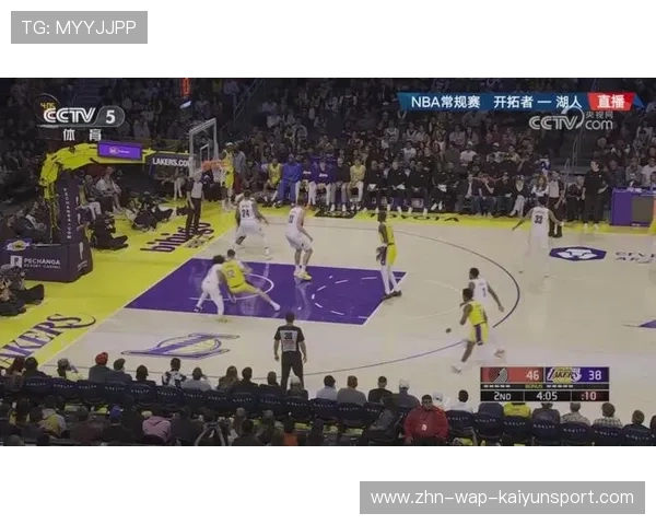 NBA后卫转身急停跳投：终结比赛的完美瞬间